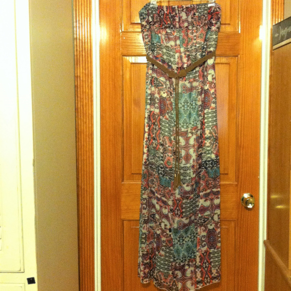 No Boundaries Maxi Dress - Picture 4 of 11